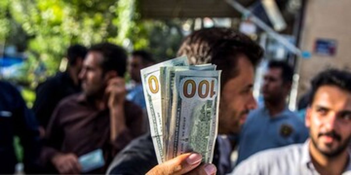 ریزش ناگهانی قیمت دلار آزاد امروز ۱۸ شهریورماه ۱۴۰۴ | دلار رفت روی کانال ۹۰ هزار تومان