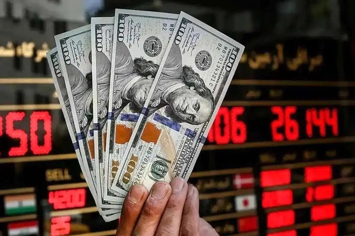 افزایش نگران کننده قیمت دلار آزاد اول صبح شنبه ۳ آبان ۱۴۰۴ | افزایش 2 هزار تومانی قیمت دلار